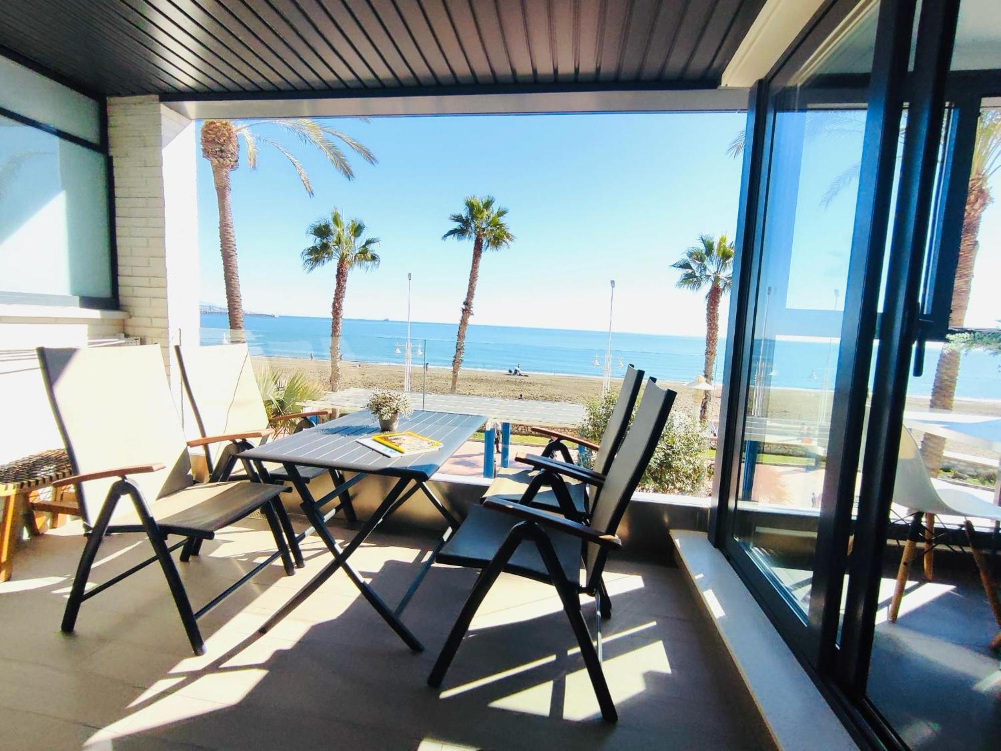 Apartamento Gran vivienda de lujo frente al mar Málaga Exterior foto